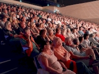 Les Grands Enfants sur les planches de la Cigalière Les Grands Enfants sur les planches de la Cigalière